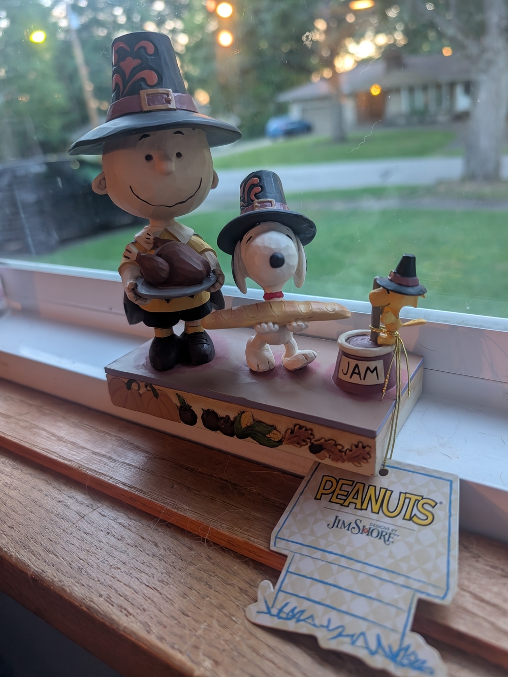 Jim Shore Peanuts Snoopy Thanksgiving Figurine - "Thankful For Friendship"